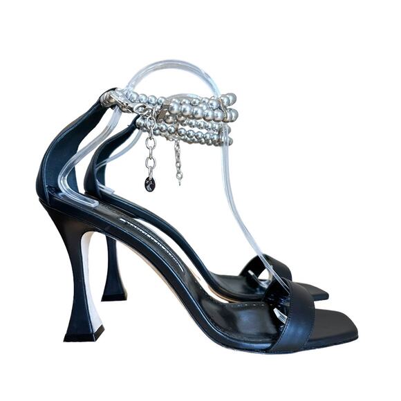Manolo Blahnik Charona Black Leather Pearl Ankle Strap High Heel Sandals 40.5 - Picture 11 of 12